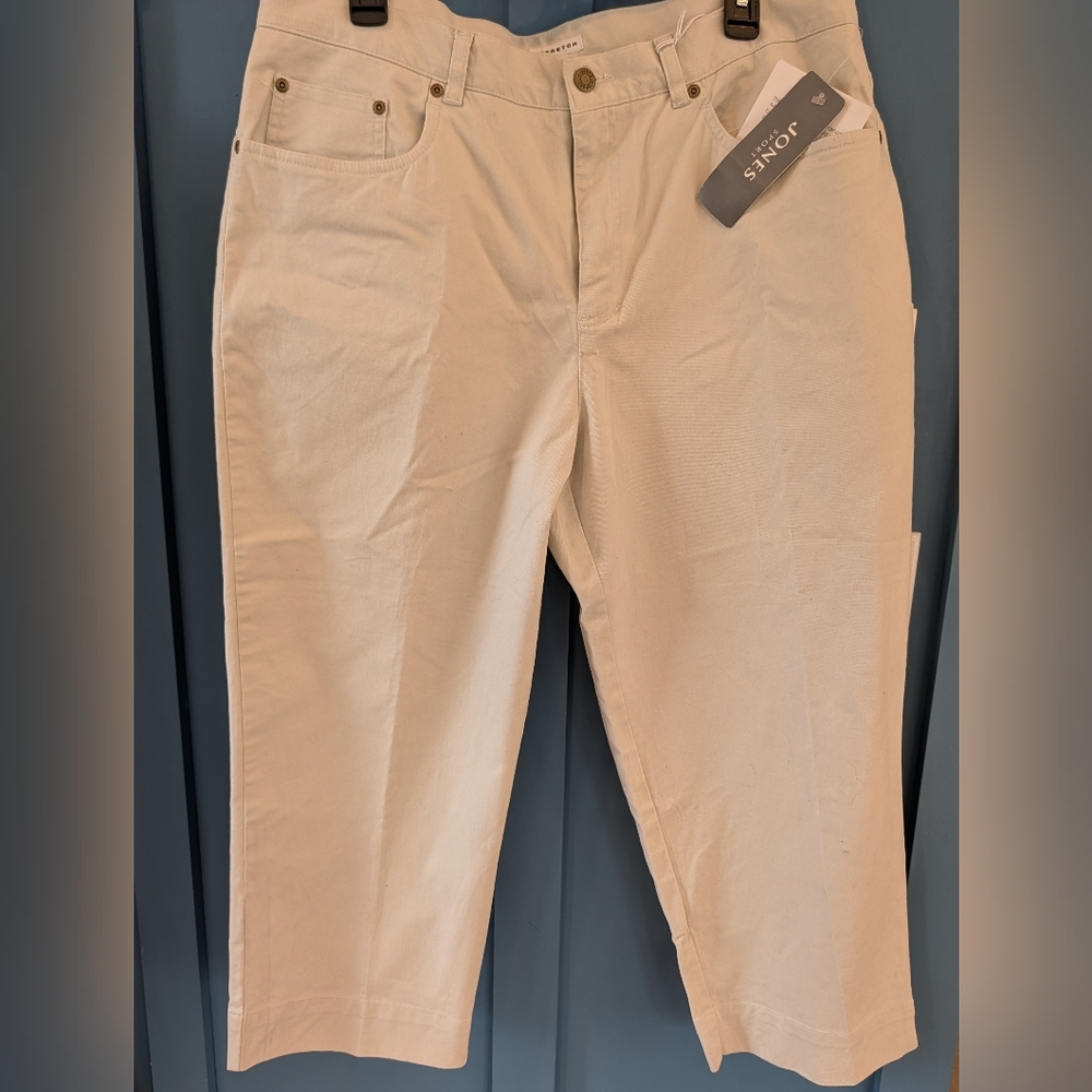 Khaki Stretch Capris